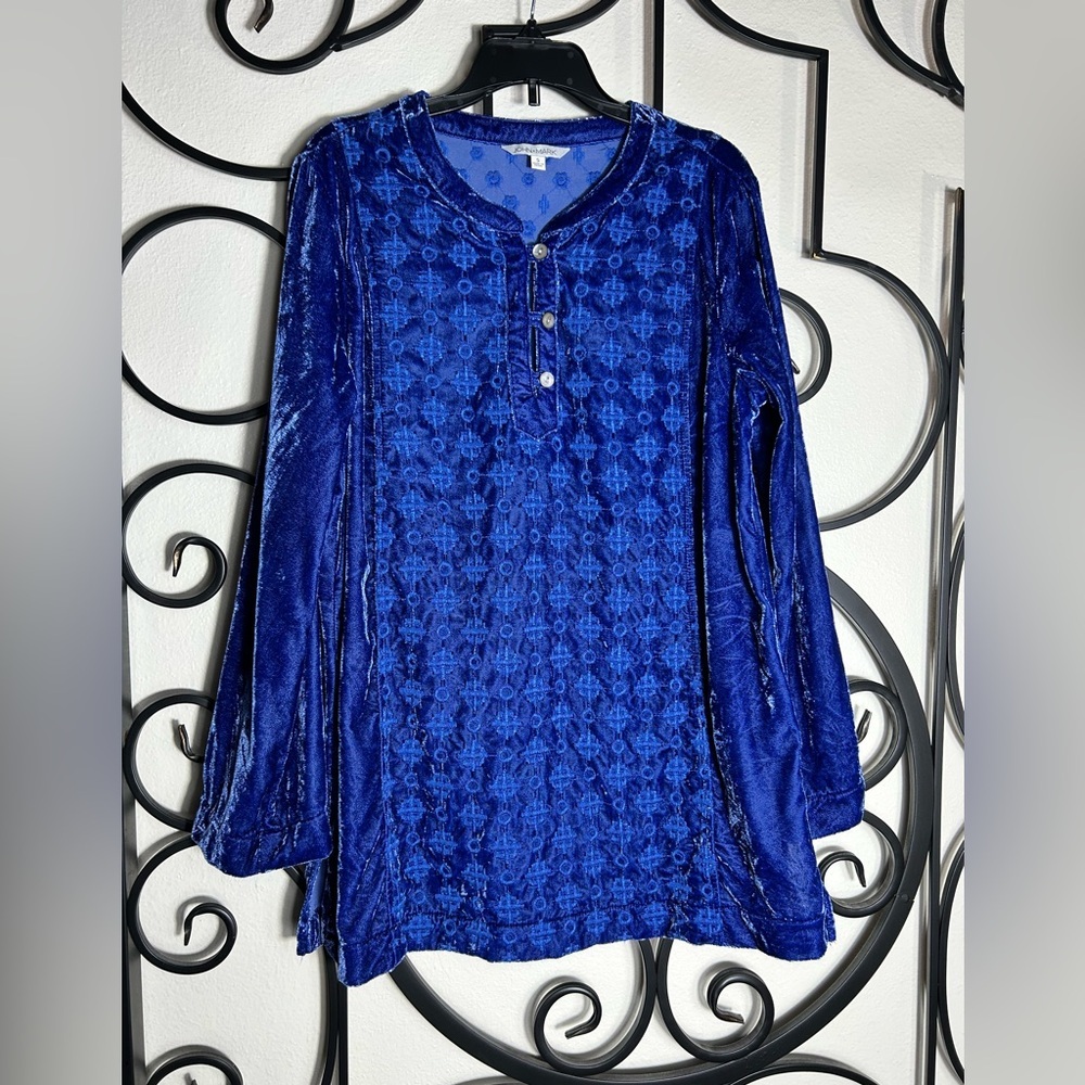 John Mark Blue Graphic Long Sleeve Tunic
